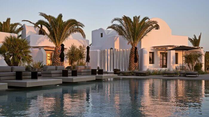 Read more about the article Santorini welcomes first Nobu Hotel and Restaurant in Greece