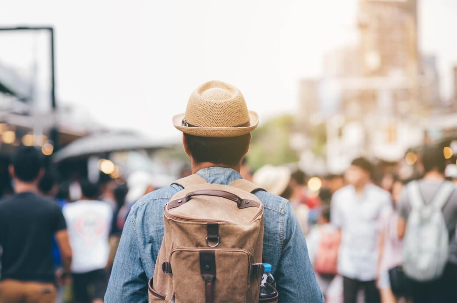 Read more about the article Solo Traveling: Γιατί αξίζει να ταξιδέψεις μόνος και όλα όσα πρέπει να γνωρίζεις – Ιδανικοί προορισμοί για solo travelers